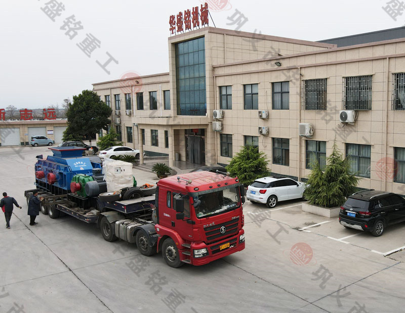 時產200噸對輥液壓制砂機，處理鵝卵石、石灰石的出砂效果怎么樣呢？