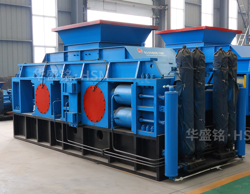 每小時(shí)產(chǎn)200噸沙的液壓雙輥制砂機(jī)多少錢(qián)?